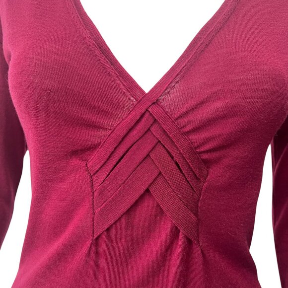 Gucci Burgundy Sheer Knit Pleated Front Slim V-Neck Sweater size Small - Picture 2 of 8
